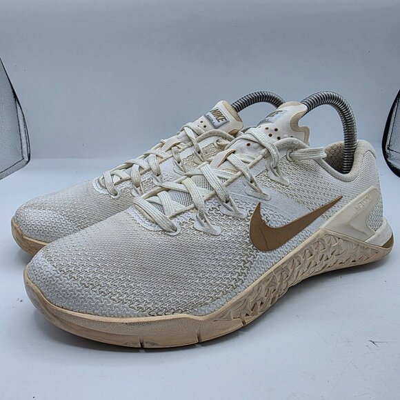 Nike Metcon 4 Womens Size 8 Champagne Metallic Gold Training Shoes Casual Walk - Picture 4 of 13